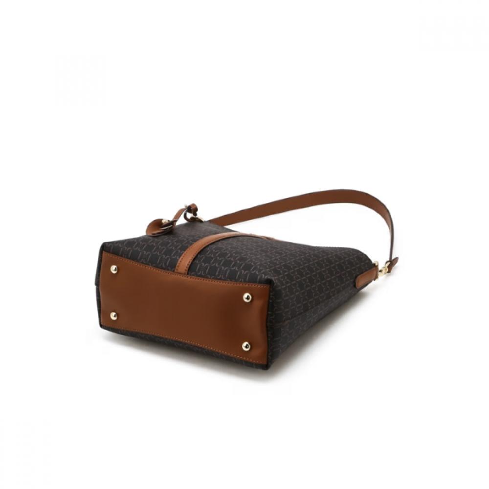 Daks Brown Dd Logo Leather Shoulder Bag Dcba6f861w3