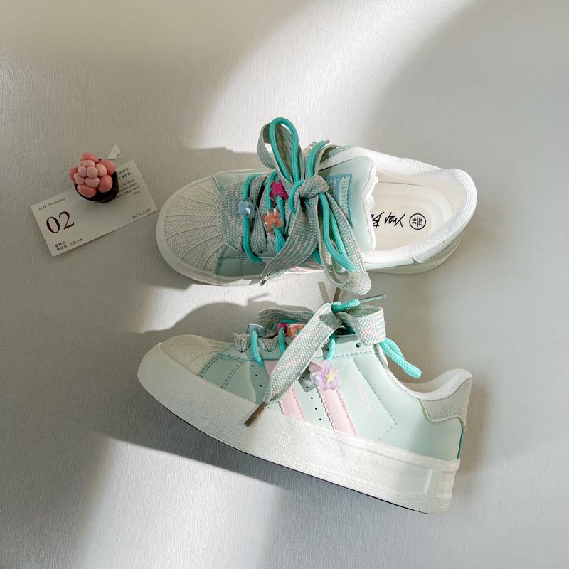 Shell niche design board shoes female students 2025 early spring new sweet versatile platform casual white shoes