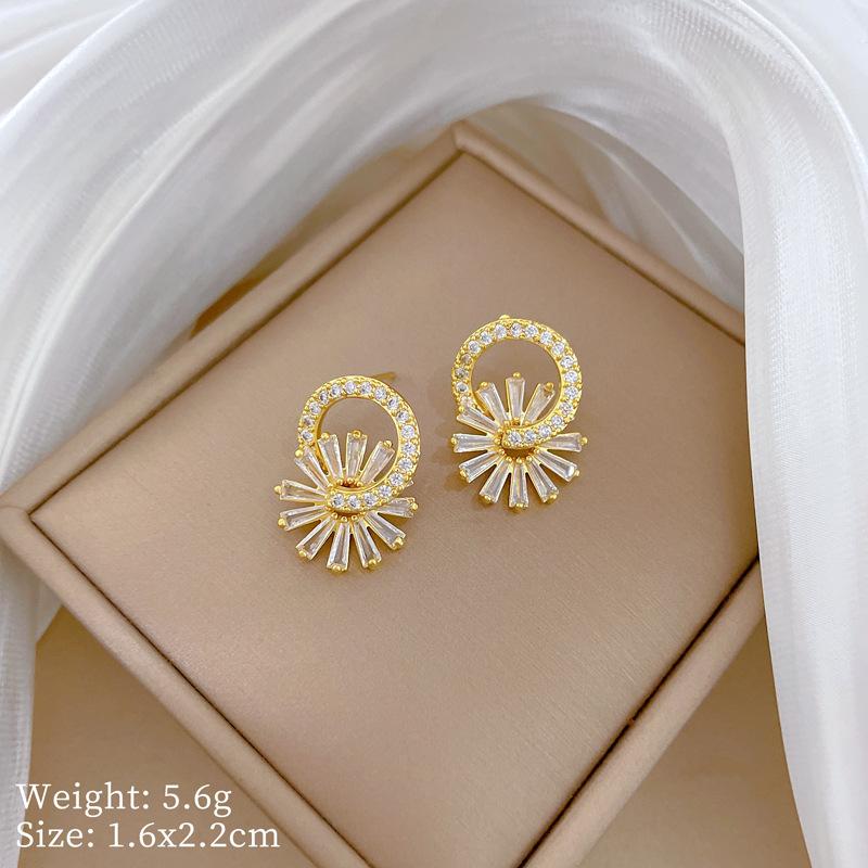 Flower Micro-Inlaid Necklace Earrings Set Light Luxury Micro-Inlaid Personalized Temperament Banquet Earrings Necklace Combination