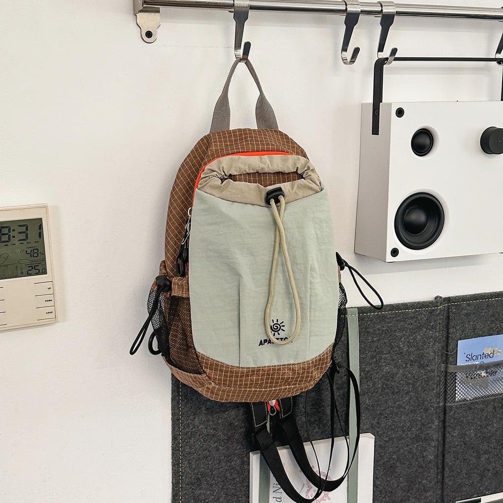 Schoolbag outdoor messenger bag women's lightweight 1011 new summer sports dopamine color bag leisure camping backpack