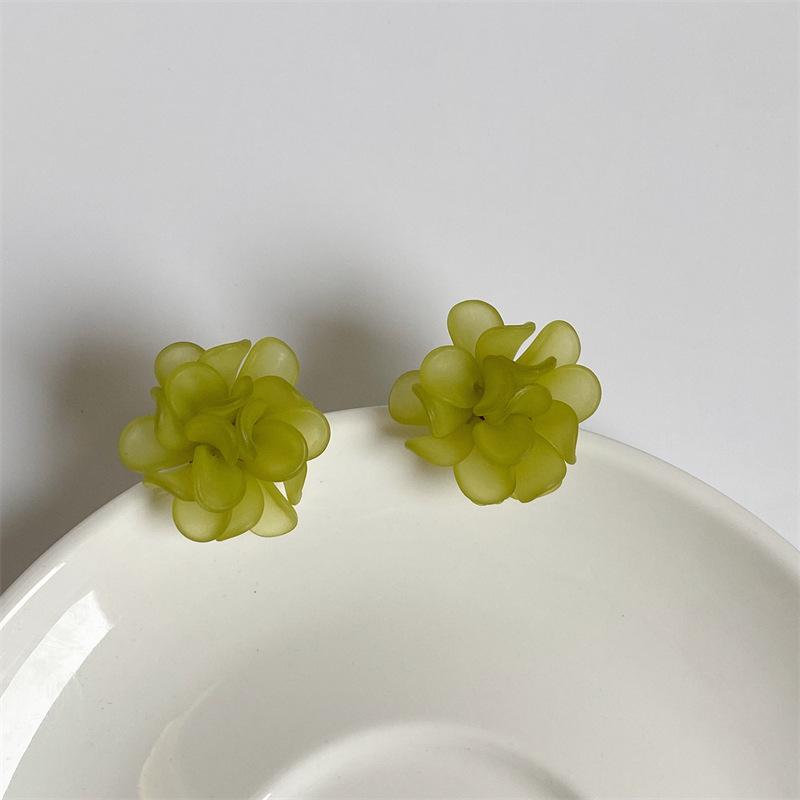 Anna SS 3D Flower Bouquet Stud Earrings - Korean-style Floral Earrings for Women, Super Fairy Design, Elegant Ear Accessories.