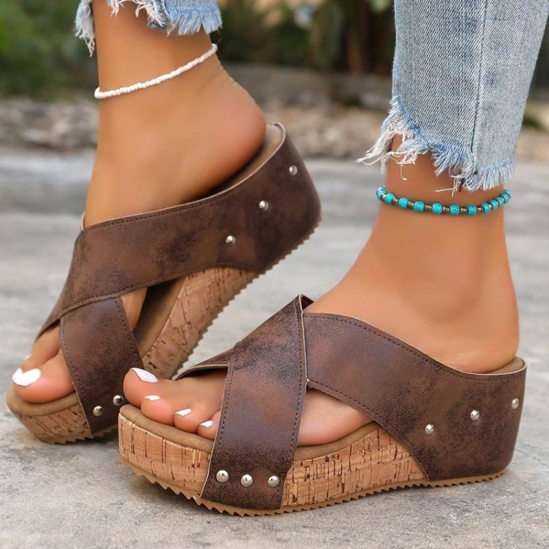Large size wedge slippers women's summer new cross-riveted sandals TEUM sandals