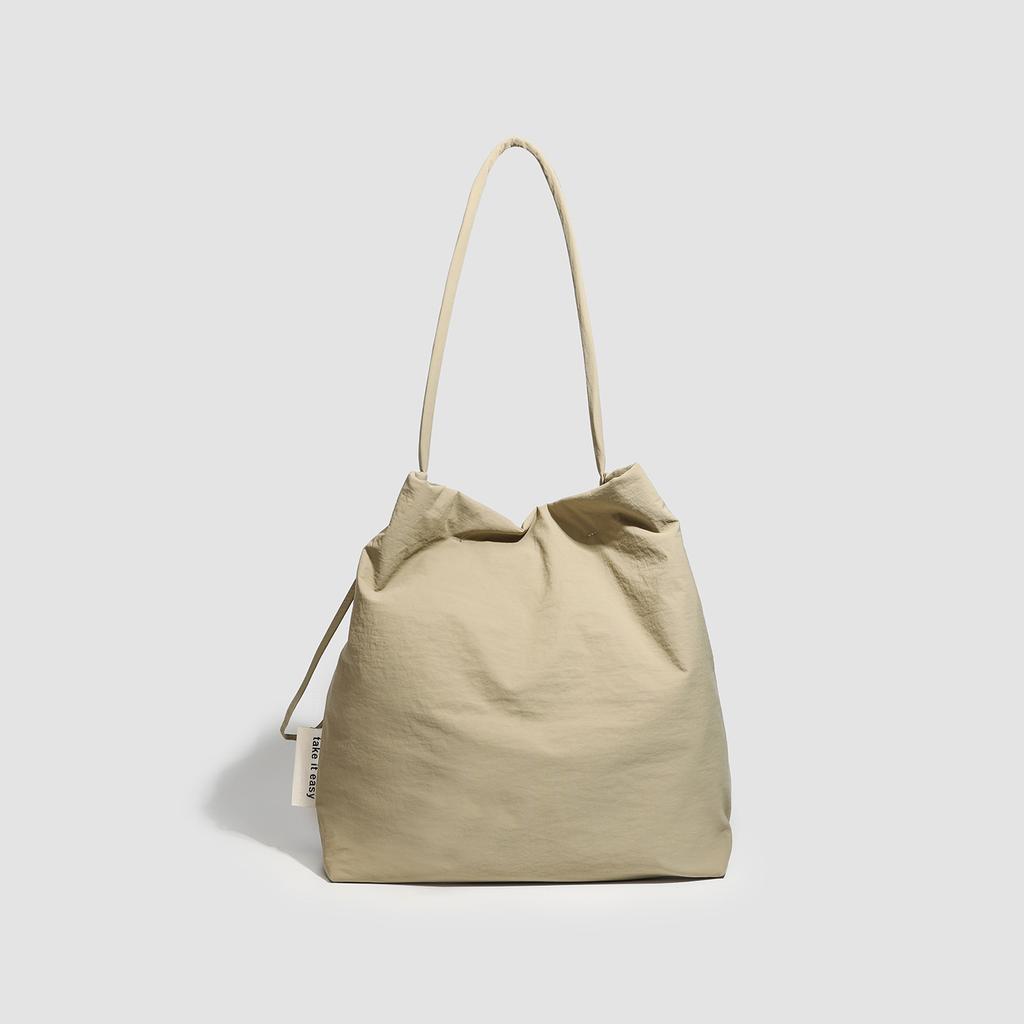 Solid color nylon canvas bucket bag women's slack shoulder bag commuting large bag large capacity lazy wind tote bag