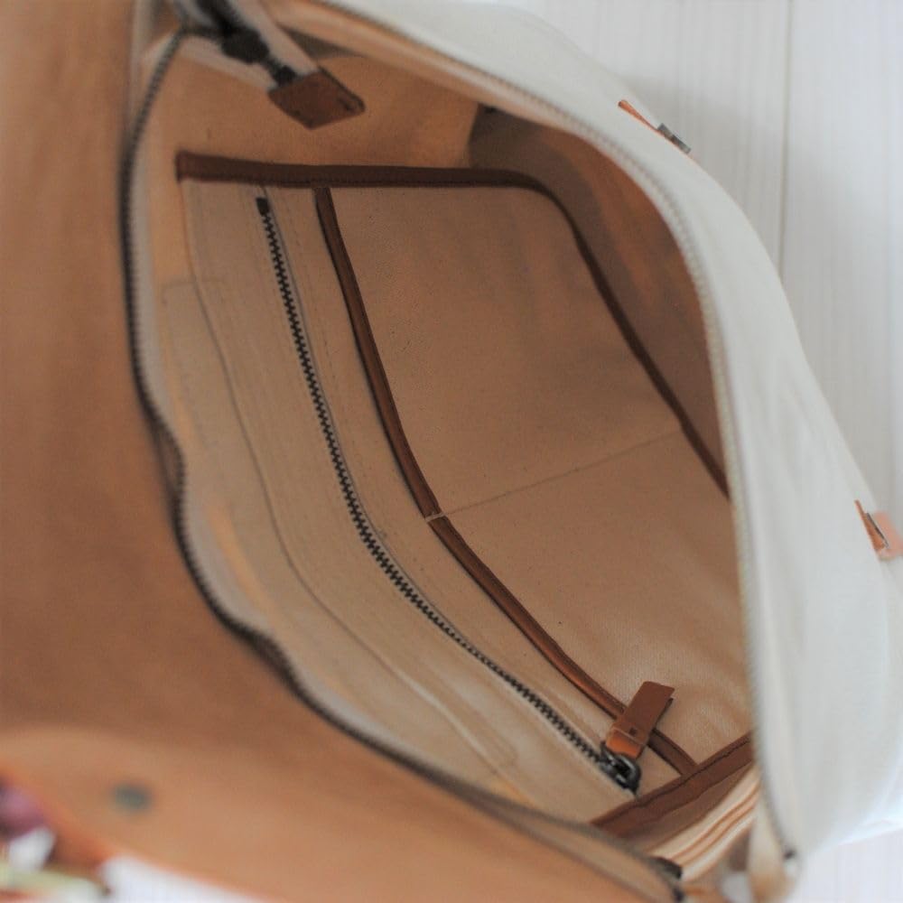 Marutomi Shokai Chair Canvas and Leather Flap Camel Leather and W32 X H36 X Backpack, Off-White Canvas, Size Approx. D7cm, 7M0-1106