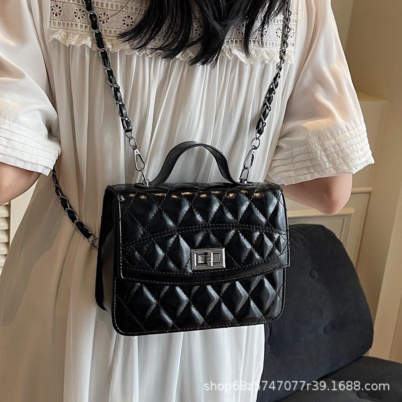 Korean Version Retro Lock Backpack Versatile Fashion Chain Portable Women's Bag Internet Celebrity Texture Diamond Embroidered Thread Messenger Bag