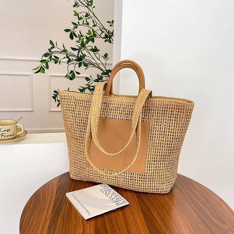Woven straw bag women's large-capacity new casual shoulder portable tote seaside vacation beach bag