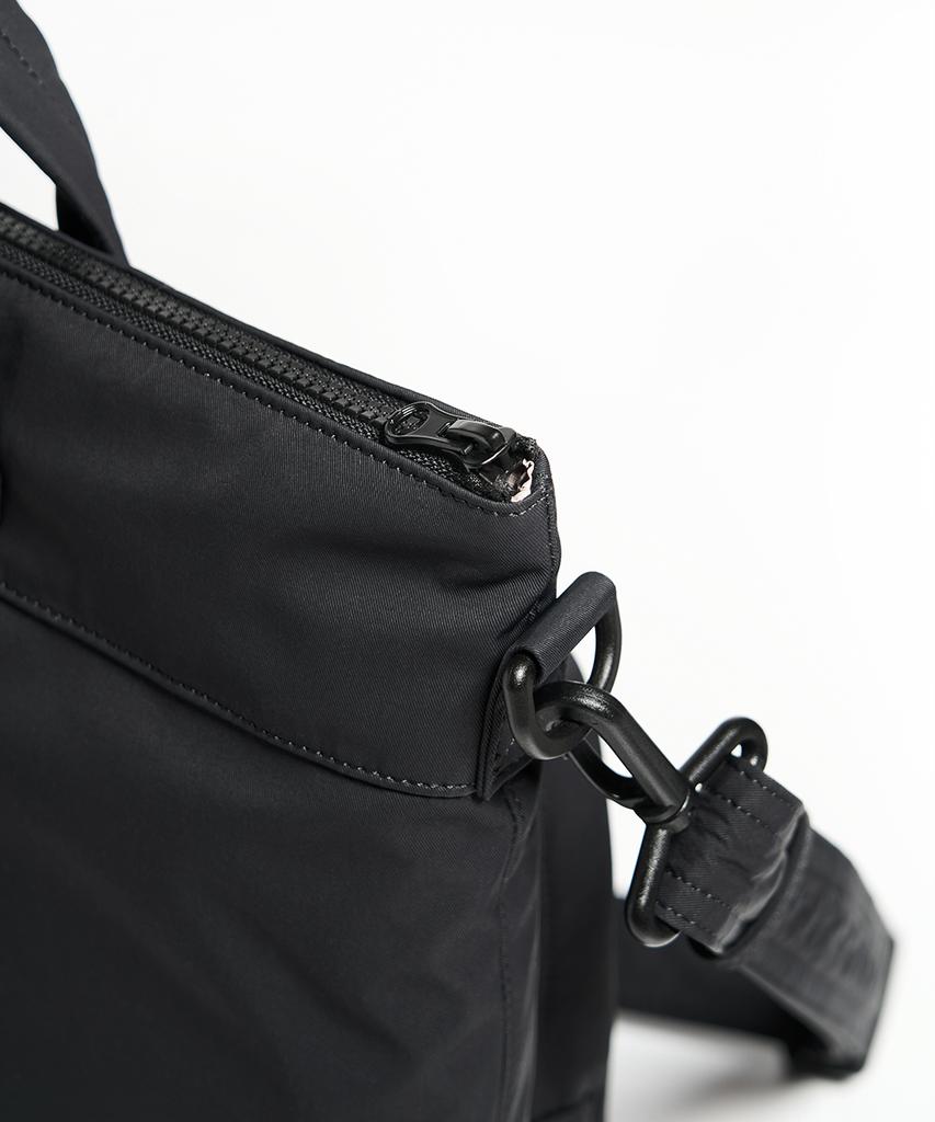 Madgoat Memory Canvas Crossbody Tote Bag_Black