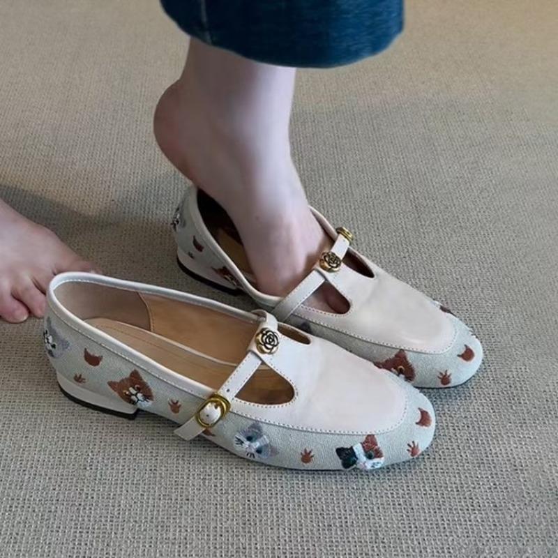 

Low-heeled, Flat-bottomed French One-foot Mary Jane Loafers Women s 2025 Spring New Comfortable Shallow-cut Single Shoes 35 бежевий