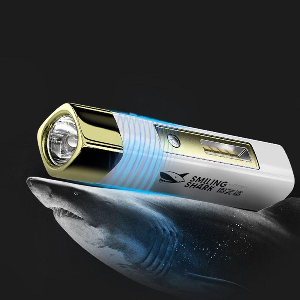 Outdoor IP68 Waterproof LED Flashlight USB Rechargeable Ultra Bright Torch Powerful Flashlight Power Bank Flashlight Portable