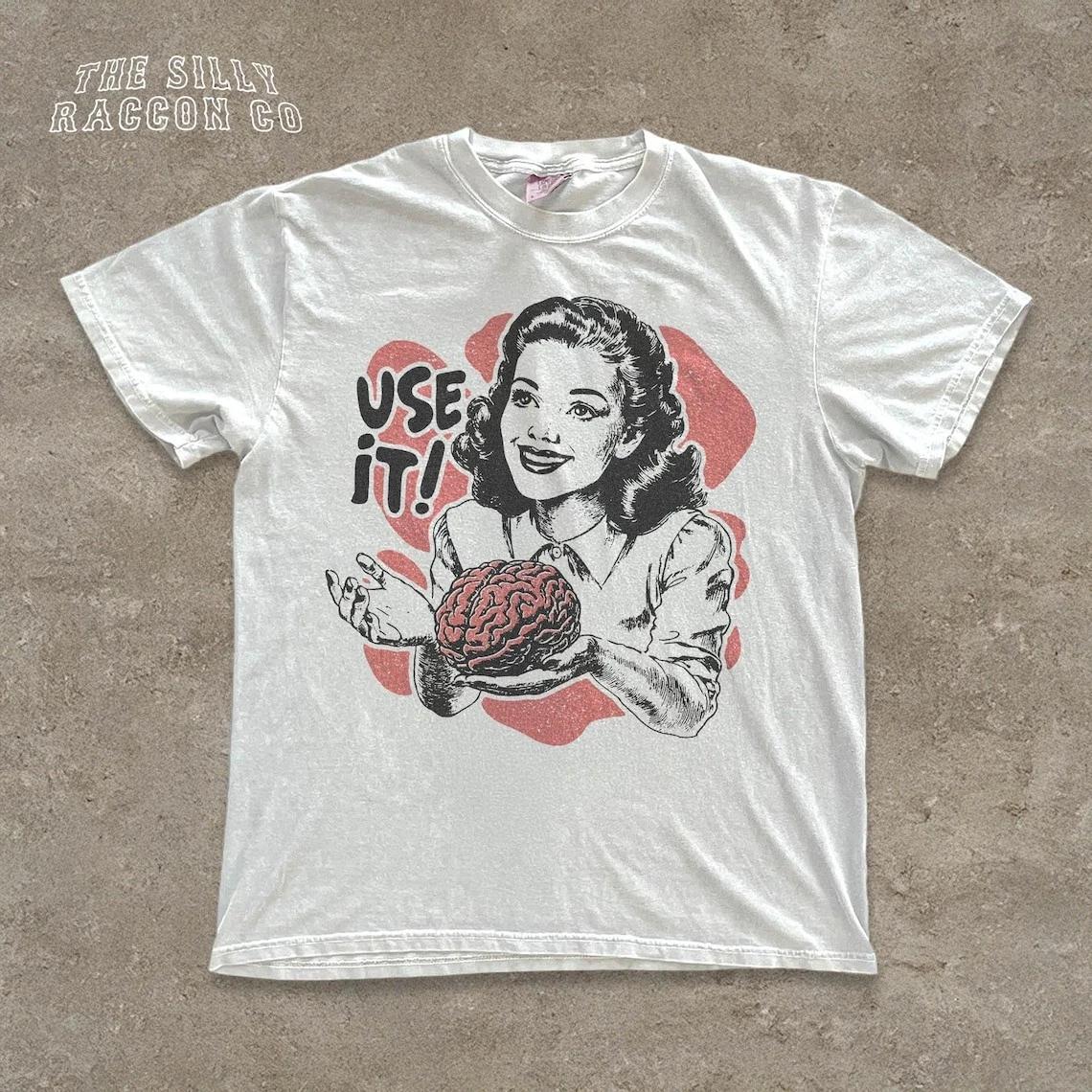 Satirical retro men s and women s T-shirts that apply brain aesthetics, S