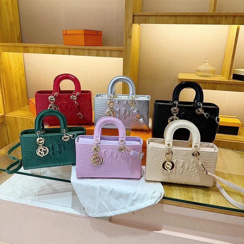 Mote stoff strå skulder crossbody messenger vesker for kvinner sommer strand vesker reisevesker