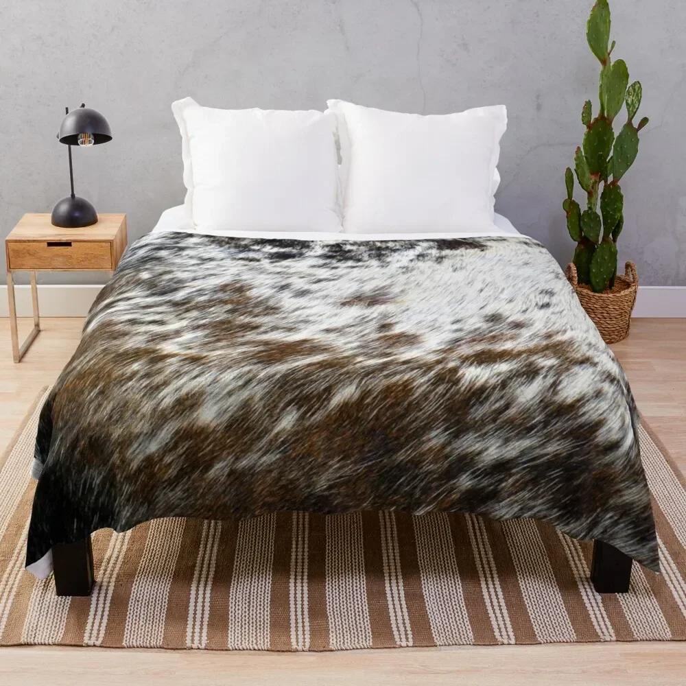 Cowhide Print Flannel Blanket, Cow Fur Print Flannel Throw Blanket Gift for Kids Adults, Soft Fleece Blanket for Couch Sofa Bed