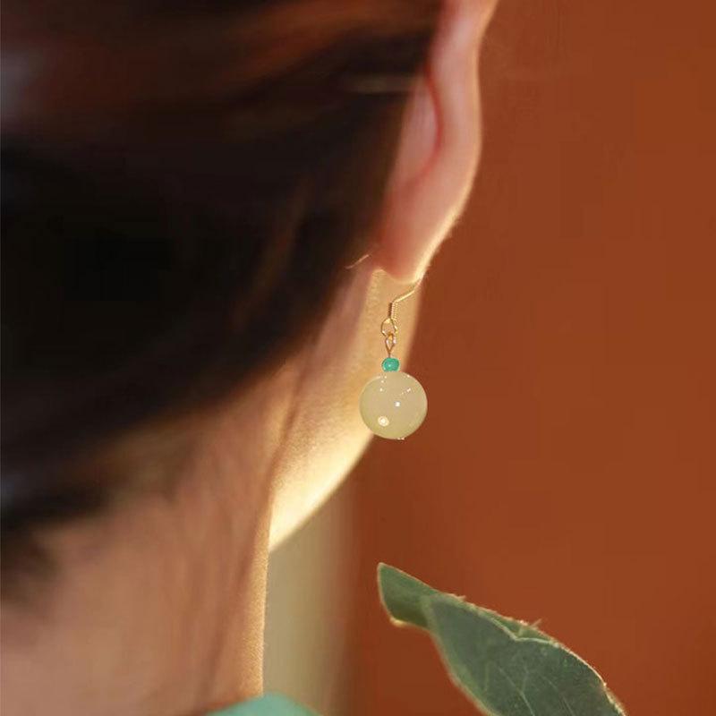 Shengsheng Slow Hetian Jade Ear Hooks Are Small and Versatile Earrings Niche Design High-end Style Ancient Style