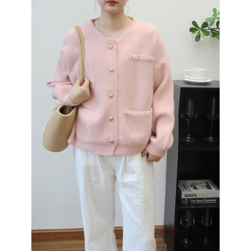 Autumn and winter new temperament knitted cardigan gentle lazy wind soft waxy sweater jacket women