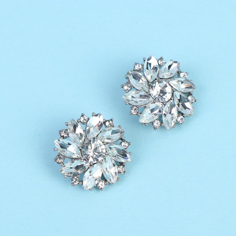 2/4Pcs Sparkling Rhinestone Flower Shaped Metal Button Suitable For Decorative Buttons On Clothing