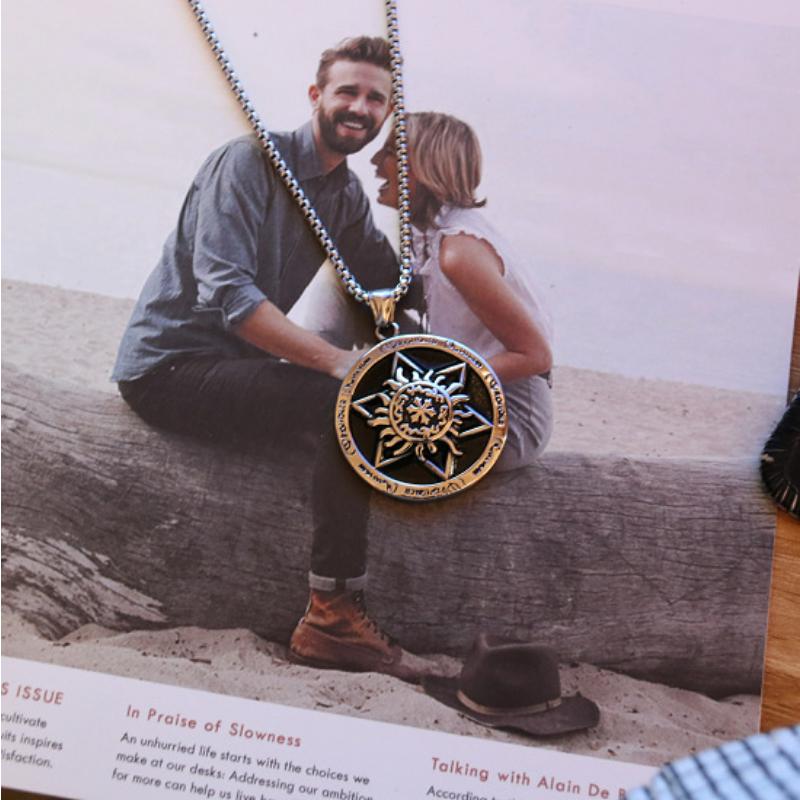 Fashionable Round Hexagram Sun Dominance Necklace for Men, Versatile Trendy Pendant