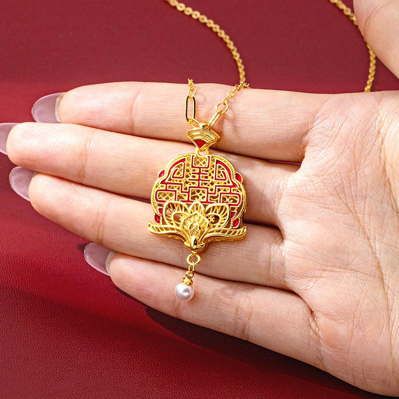 Retro Oil Dripping Hollow Lotus Happy Word Clavicle Chain Trendy High-end Necklace Pendant
