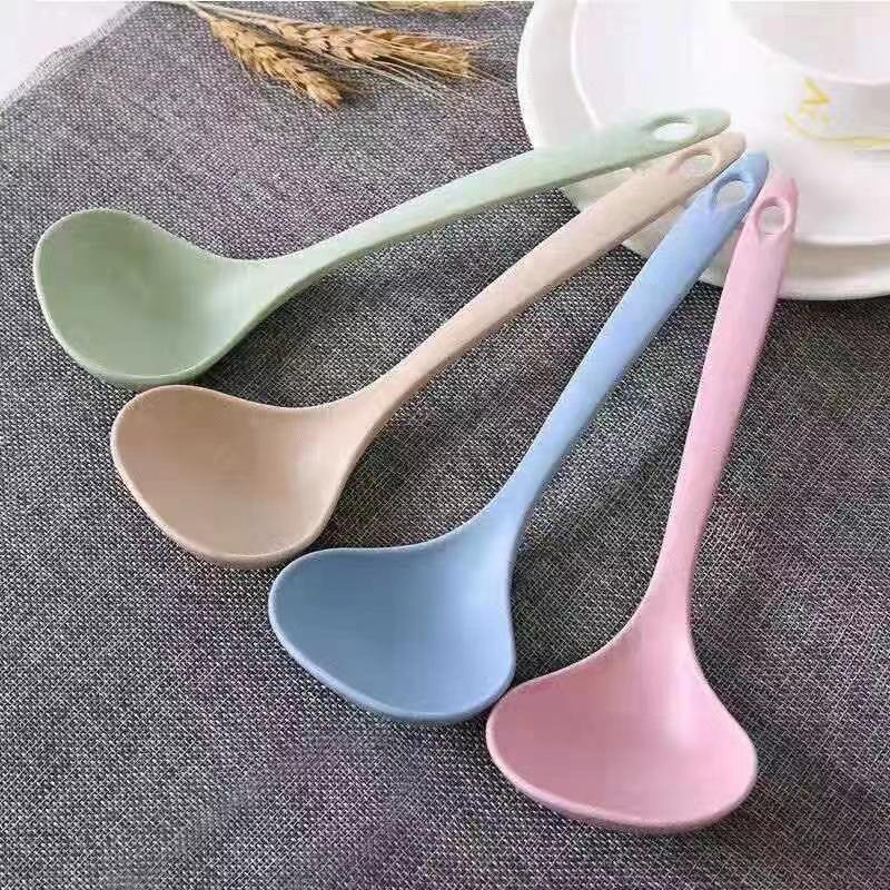 Household Kitchen Large Long-handle Drop Resistant High Temperature Resistant Wheat Straw Spoon