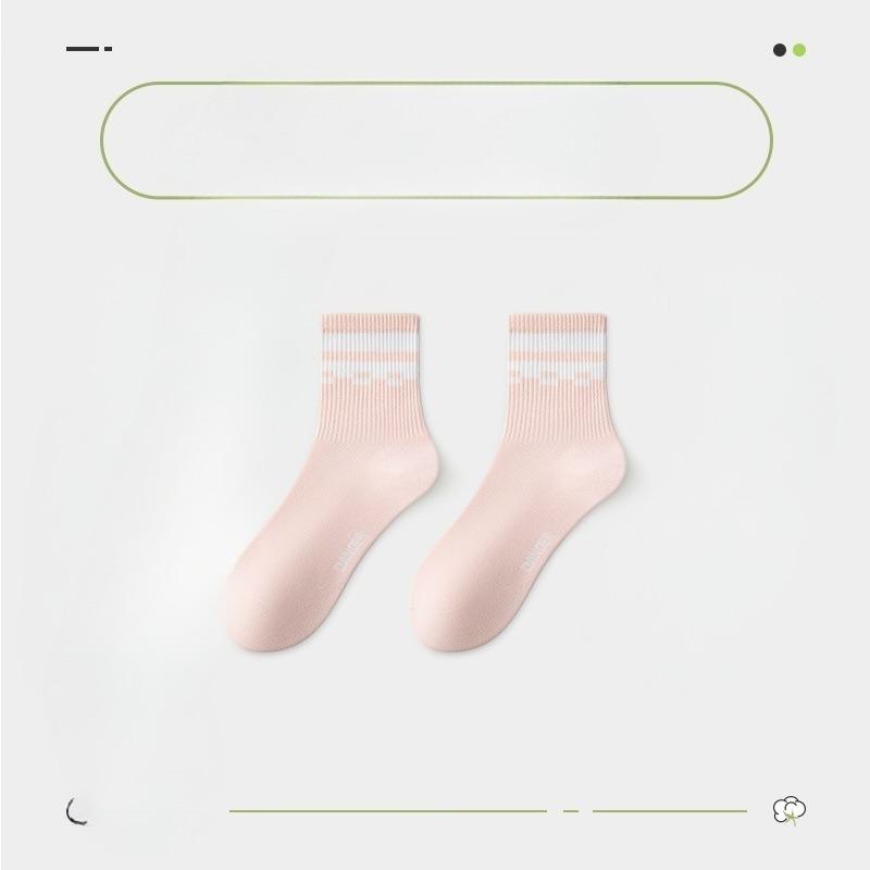 Girls Spring and Autumn New Style of Striped Trend In All Kinds of Sports Tube Cotton Socks