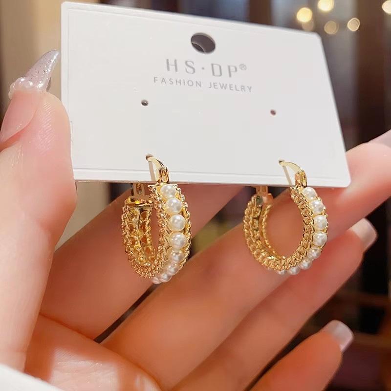 Ins Fashion Simple Niche Light Luxury Earrings Jewelry Titanium Steel Plated 18K Gold Small Rubber Bead Earrings