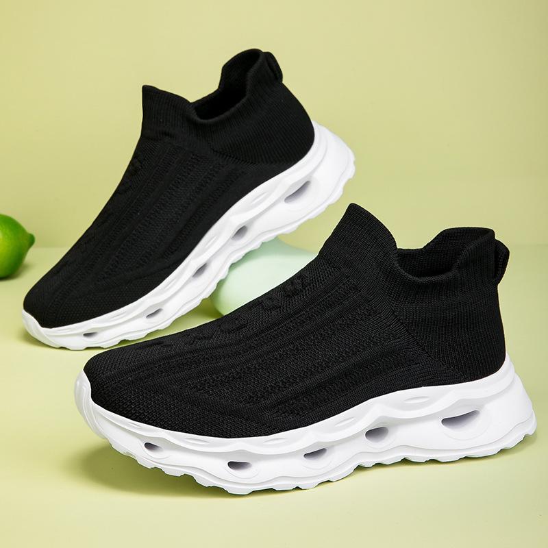 New Large Size 48 Breathable Socks Shoes Women's Wear-resistant High Elastic Sports Shoes Men's Flying Knitting Fashion One Pedal