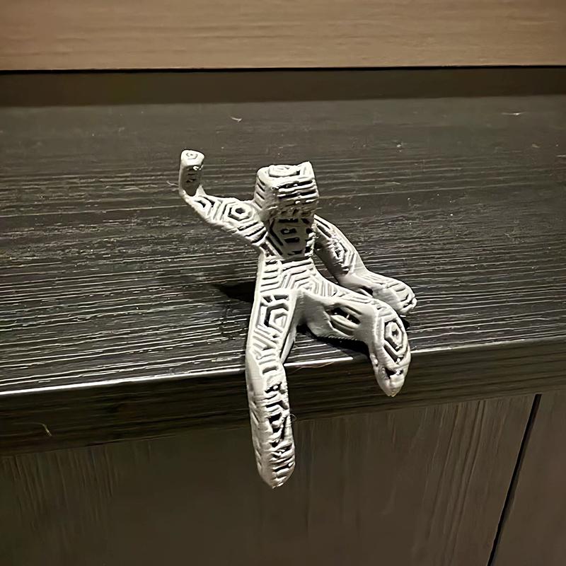 3D Printed Hail Mary Rocky Bookshelf Decor Unique Rocky Based Lifeform Figure for Creative Study Room Office Desk or Bedroom Decor