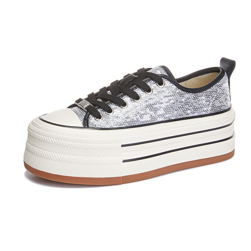 The first layer of pigskin inside the small white shoes women's 2025 spring new platform casual board shoes muffin platform leather women's shoes