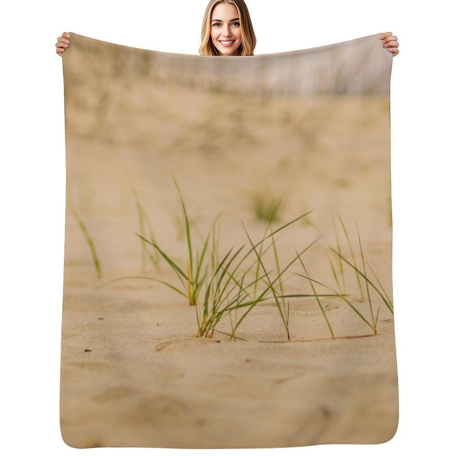 Portrait of beach grass Throw Blanket Fuzzy Plush Throw Blanket for Sofa Chair 102x76cm(40x30in)