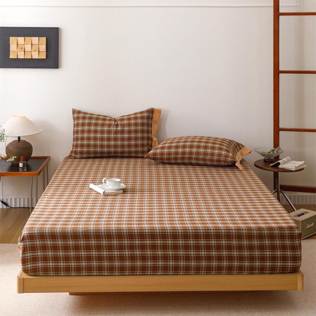 Cotton Fitted Sheet: Soft, Skin-Friendly, Moisture-Absorbing, Sweat-Wicking, Machine Washable Mattress Protector