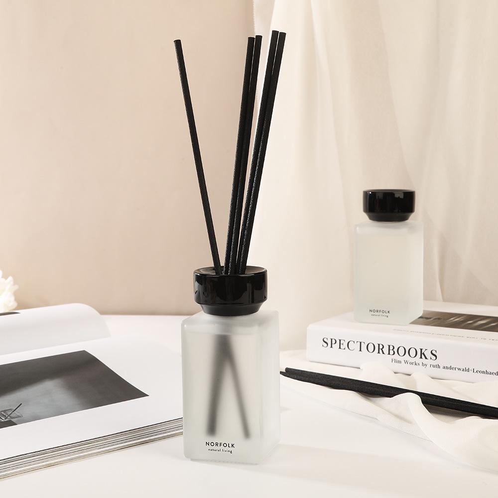 Christmas Rose Essential Oil Flameless Aroma Diffuser: Hotel & Bedroom Fragrance, Bathroom Deodorizer Classic Gardenia