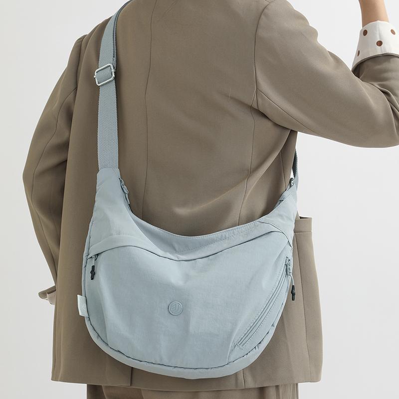 Women's Large Capacity Shoulder Bag Sports Crossbody Bag