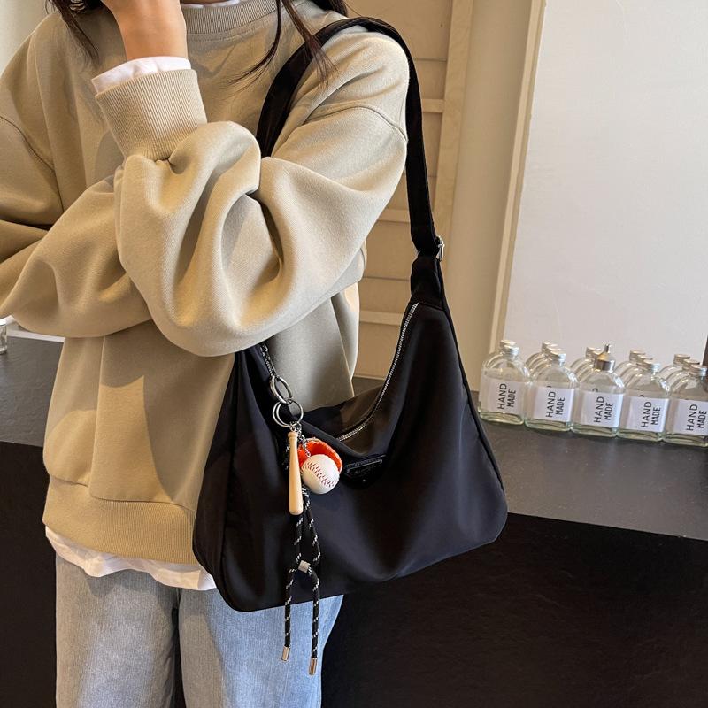 Popular nylon large-capacity tote bag women's 2025 new casual simple bag trendy versatile messenger bag