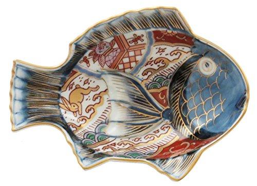 Hasami ware, Hayashikuro kiln, gorgeous Ko-Imari-style fish-shaped small dish, dyed brocade wave and rabbit pattern, 009061-652