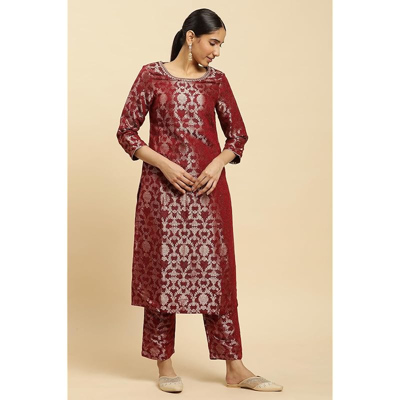 

W Women s Red Floral Printed Rayon Kurta and Pant Set with Metallic Embroidery L красный