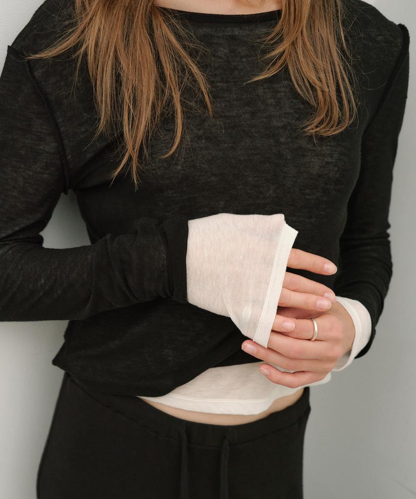Loutaideu Layered Long Sleeve T-Shirt [Black]