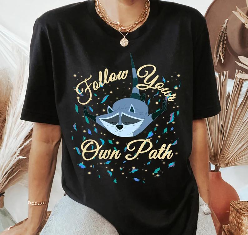 Disney Pocahontas Meeko Follow Your Own Path Text Shirt Unisex T-Shirt S