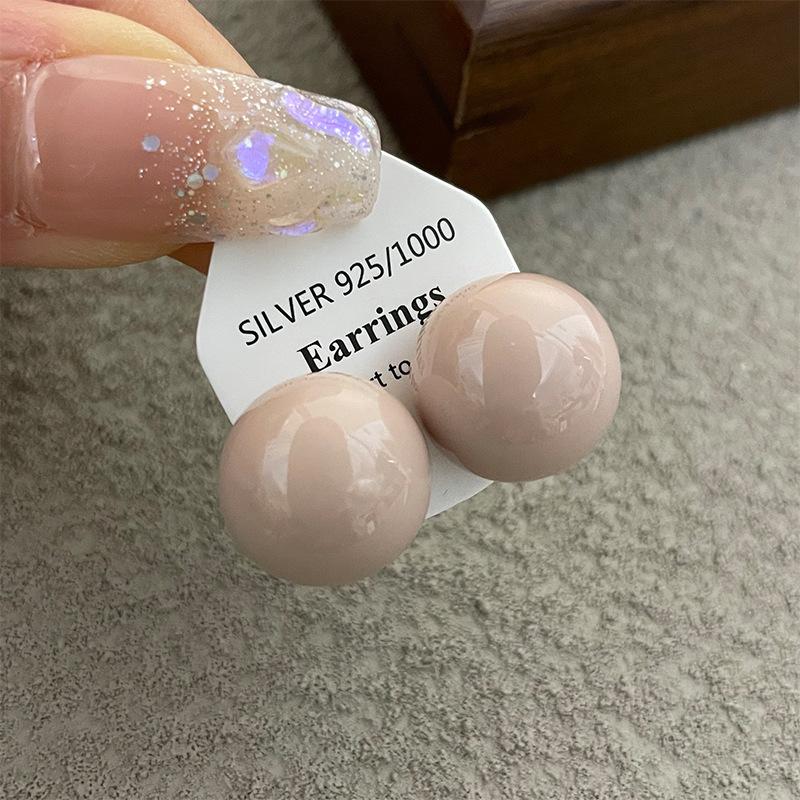 Korean version of dopamine color spherical earrings women's new fashion resin stud earrings sweet and cute round bead earrings