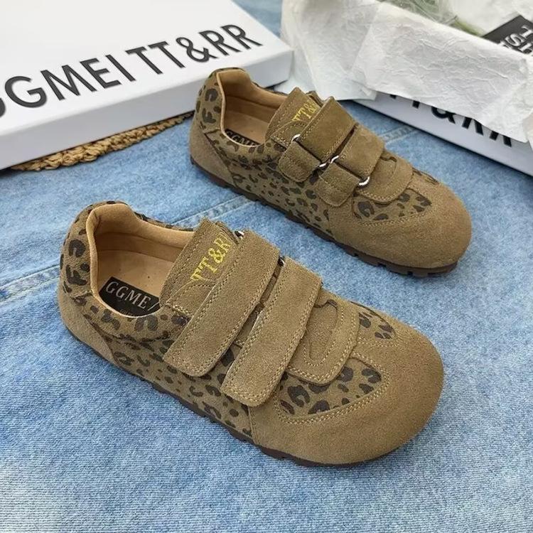 Leopard print German training shoes women's big head retro single shoes 2025 spring new Velcro matte leather casual board shoes