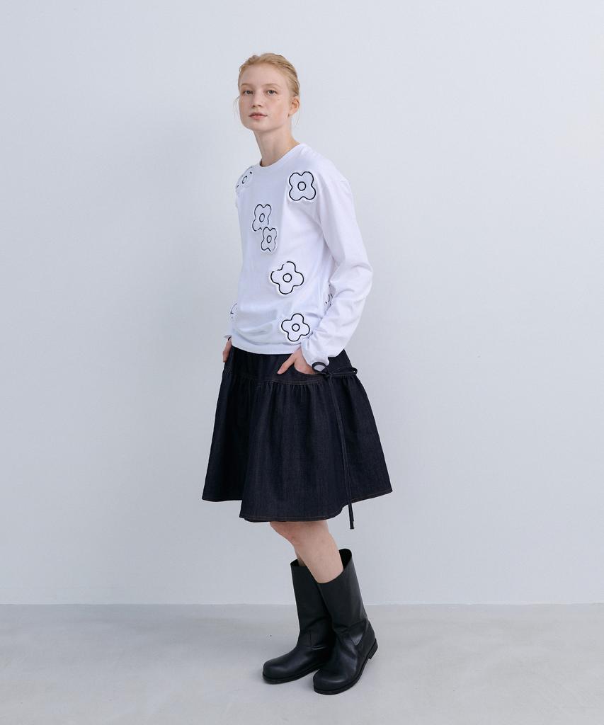 Epinggeulleo Cusion Aplique Top - White