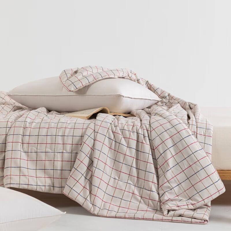 Muji Textured Summer Quilt