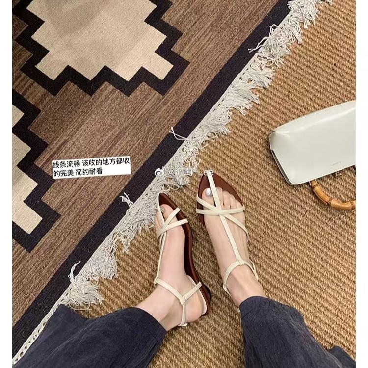 Mãe de uva mesmo estilo, diário da ilha~ Sandálias romanas de verão femininas de couro com tiras cruzadas francesas pontudas elegantes e abertas