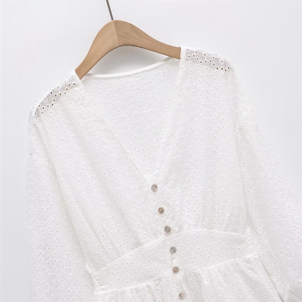 Spring/Summer 2025 Women's Embroidered V-Neck Elastic Waist Slimming Long-Sleeve Short Dress