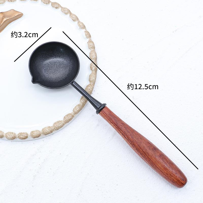 Sealing Wax Non-Stick Spoon Anti-Hot Wood Handle Retro Wax Stamping Spoons Fire Paint Melting Firing Stamp Metal Tool
