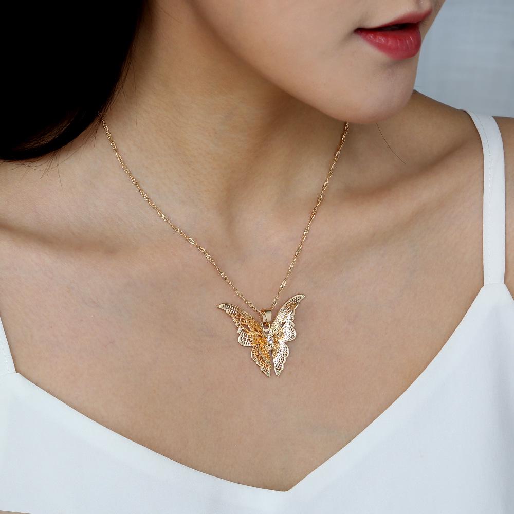 Trendy Retro Butterfly Pendant Clavicle Chain - Summer Chrysanthemum Necklace