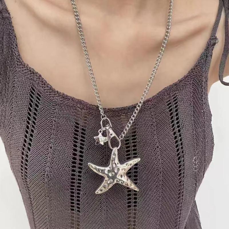 

Y2K Oversized Starfish Pendant Necklace Chunky Metal Chain Statement Collar Silver Hip Hop Punk Jewelry for Women Girls Gift