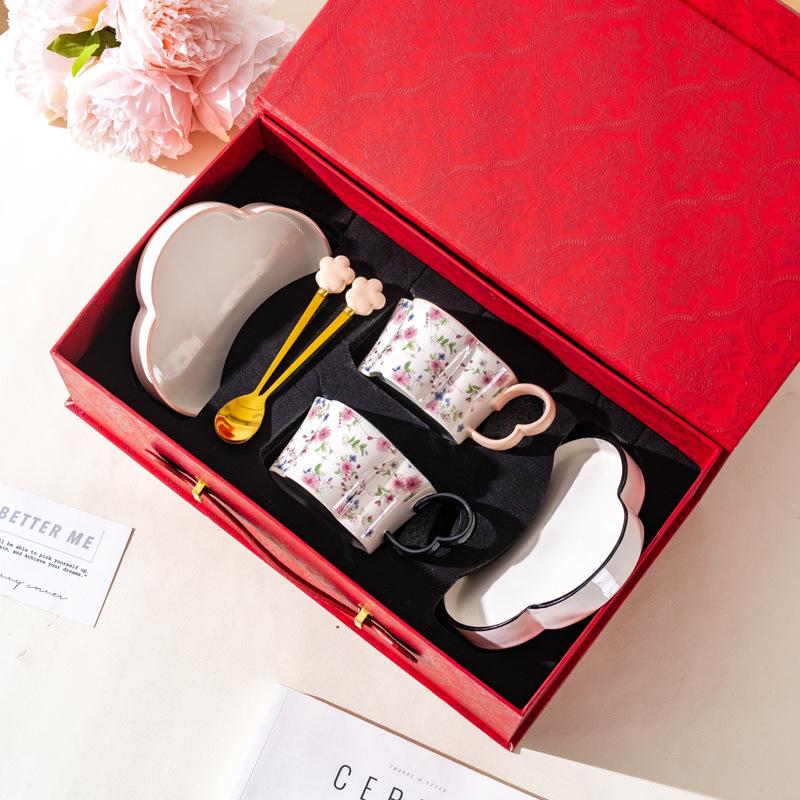 Retro Plum Blossom Coffee Cup And Saucer Set, High-End Exquisite Afternoon Tea Cup Gift Box, Wedding Gift Souvenir