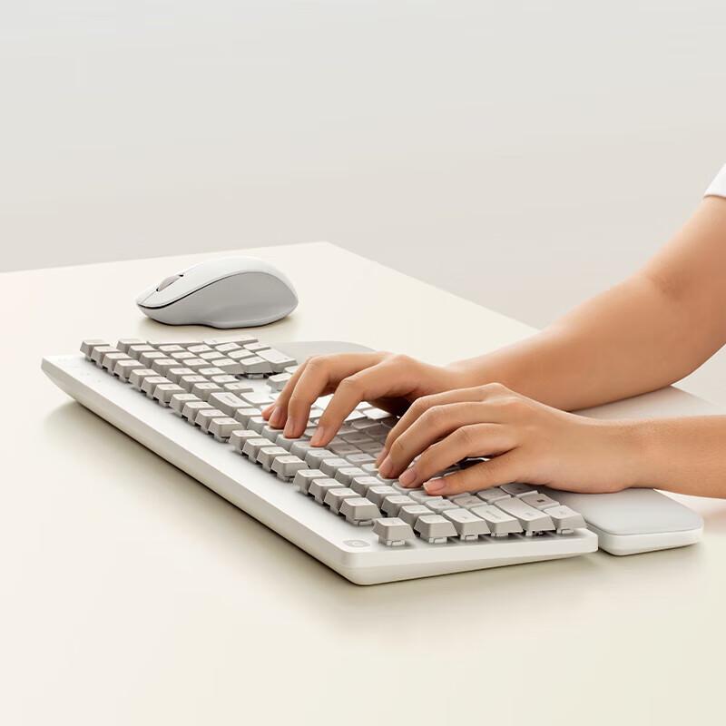 Xiaomi Comfortable Wireless Keyboard and Mouse Combo