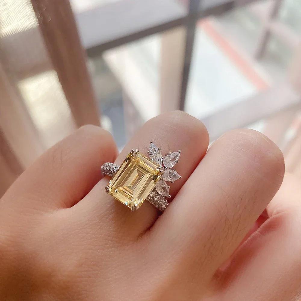 Huitan Temperament Square Yellow Cubic Zirconia Ring For Women Luxury Colored Wedding Bands  Party  New Fashion Jewelry