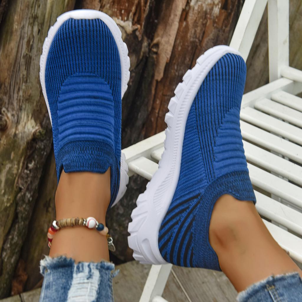 Fashion Women Retro Breathable Mesh Sneakers Retro Lightweight Retro Women Shoes Women Fashion Light Casual Shoes Slip-on Couple Shoes