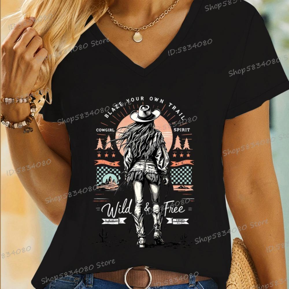 Retro Cowgirl Wild and Free Printed T-shirt Vintage Desert Cowgirl Shirt Design V-neck Casual Tops Western Cowgirl Spirit Tshirt